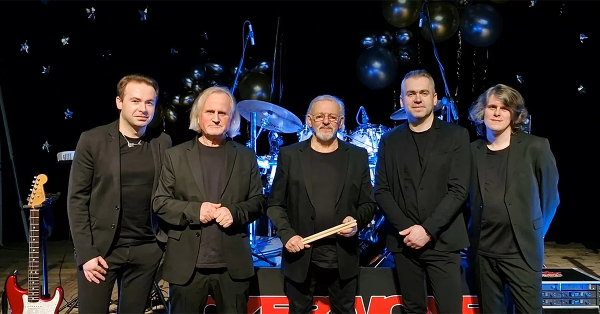 Grafika promocyjna wydarzenia Koncert jubileuszowy Czerwonych Gitar w Zamościu