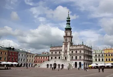 Adopcyjna droga w Zamościu ma prowadzić od pierwszej rozmowy do nowej rodziny