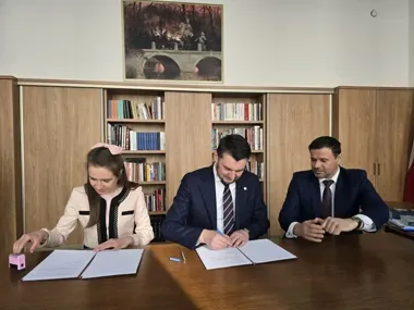 Porozumienie o cyfrowym archiwum Dzieci Zamojszczyzny podpisane w Książnicy Zamojskiej