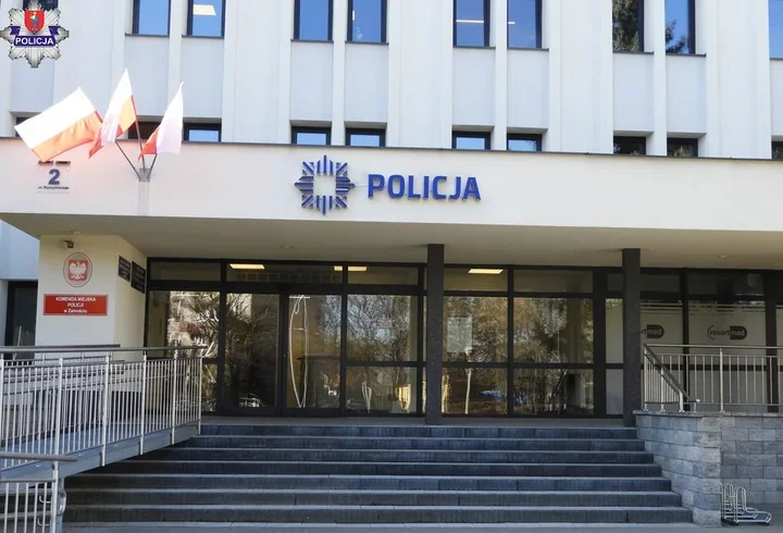 Gotówka znaleziona w sklepie w Zamościu. Policja szuka właściciela