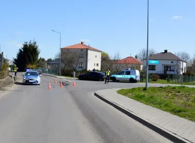 Skręt w lewo w Chyży posłał 84-letniego rowerzystę do szpitala