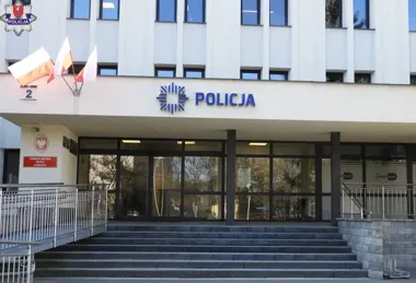 87-latka weszła do komendy w chłodzie - dyżurni od razu wyczuli problem