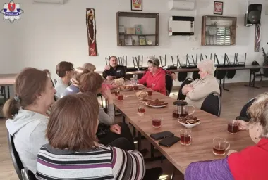 W Szopinku policjant przypomniał zasady, które na drodze decydują o życiu