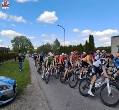 Blisko 400 kolarzy na trasie w powiecie zamojskim - służby nie odpuściły ani na moment