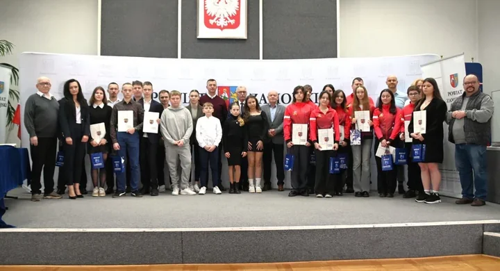 Starosta Zamojski uhonorował 45 sportowców – nagrody dla najlepszych z powiatu